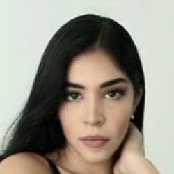 Ennid Wong - Age, Bio, Family | Famous Birthdays