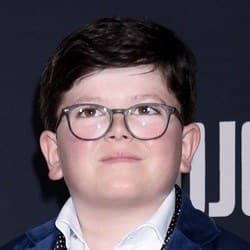 Archie Yates - Age, Bio, Family | Famous Birthdays