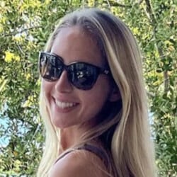 Kelly Young - Age, Bio, Family | Famous Birthdays