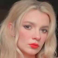 Natalia Grace - Age, Bio, Family | Famous Birthdays