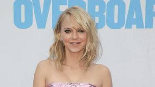 Anna Faris Highlights