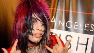 Dahvie Vanity Highlights