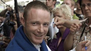 Mackenzie Astin - Age, Family, Bio | Famous Birthdays