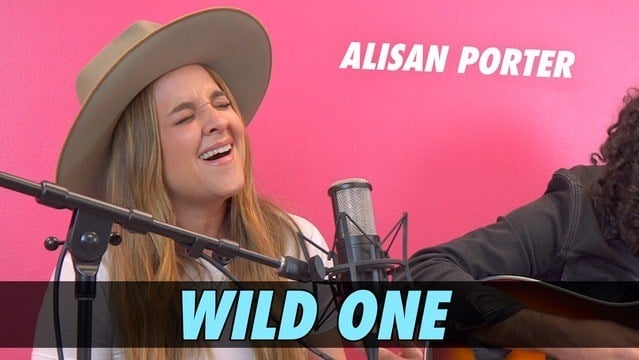 Alisan Porter - Wild One || Live at Famous Birthdays