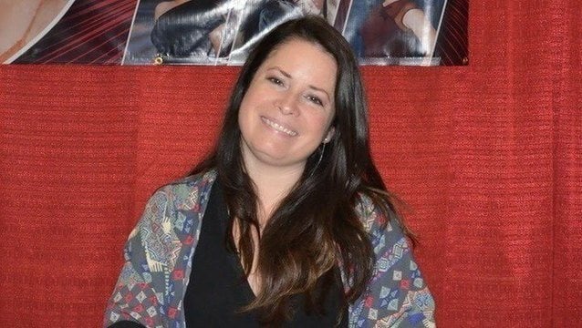 Holly Marie Combs Highlights